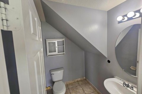 Casa en venta en Port St. Lucie, Florida, 4 dormitorios, 180.04 m2 № 2382069 - foto 9