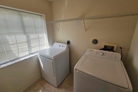 Casa en venta en Port St. Lucie, Florida, 4 dormitorios, 180.04 m2 № 2382069 - foto 20