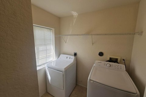 Casa en venta en Port St. Lucie, Florida, 4 dormitorios, 180.04 m2 № 2382069 - foto 19