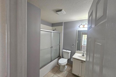 Casa en venta en Port St. Lucie, Florida, 4 dormitorios, 180.04 m2 № 2382069 - foto 14