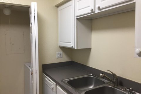 Condominio en alquiler en Casselberry, Florida, 1 dormitorio, 59.92 m2 № 1903259 - foto 9