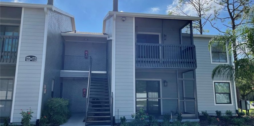Condominio en Casselberry, Florida, 1 dormitorio № 1903259