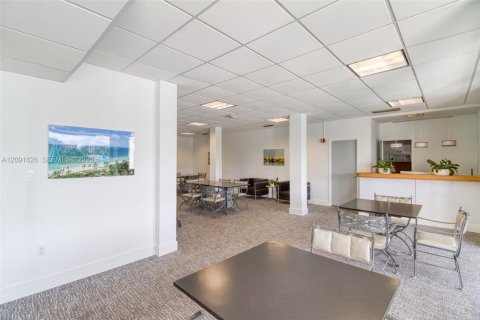 Copropriété à louer à Bay Harbor Islands, Floride: 1 chambre, 104.52 m2 № 2377102 - photo 30