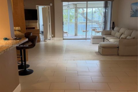 Condo in Pompano Beach, Florida, 1 bedroom  № 2040121 - photo 8