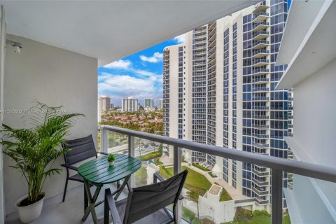 Copropriété à vendre à Sunny Isles Beach, Floride: 33.44 m2 № 1981695 - photo 11