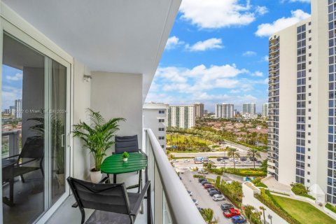Copropriété à vendre à Sunny Isles Beach, Floride: 33.44 m2 № 1981695 - photo 10