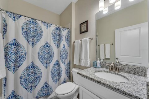 House in Davenport, Florida 6 bedrooms, 305.74 sq.m. № 2100787 - photo 9