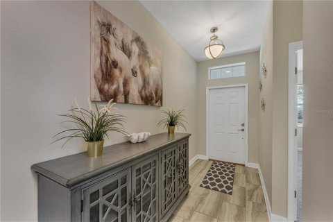 House in Davenport, Florida 6 bedrooms, 305.74 sq.m. № 2100787 - photo 6