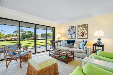Condo in Boynton Beach, Florida, 2 bedrooms № 2146162 - photo 14