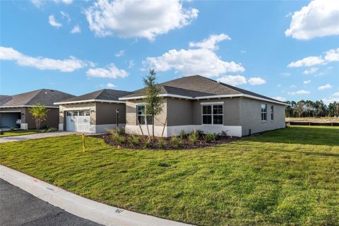 House in Ocala, Florida 3 bedrooms, 235.6 sq.m. № 1549773 - photo 2
