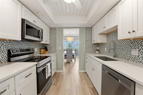 Купить кондоминиум в Нокомис, Флорида 6 комнат, 99.13м2, № 2202914 - фото 13