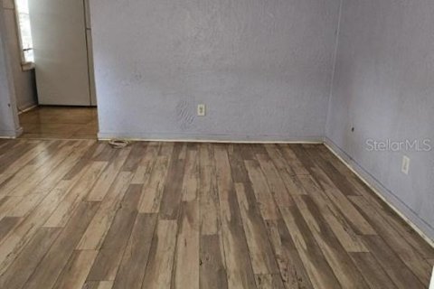 Casa en venta en Saint Petersburg, Florida, 3 dormitorios, 100.33 m2 № 2135822 - foto 6
