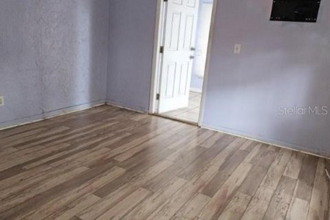 Casa en venta en Saint Petersburg, Florida, 3 dormitorios, 100.33 m2 № 2135822 - foto 5