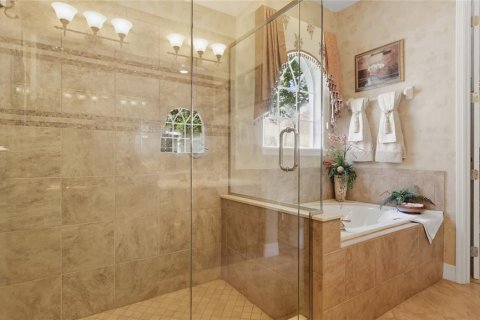 Casa en venta en Orlando, Florida, 5 dormitorios, 270.72 m2 № 1910339 - foto 18