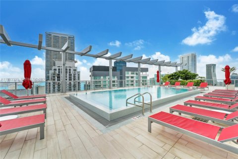 Condominio en venta en Miami, Florida, 2 dormitorios, 84.54 m2 № 2077225 - foto 23