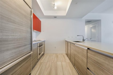 Condominio en venta en Miami, Florida, 2 dormitorios, 84.54 m2 № 2077225 - foto 8