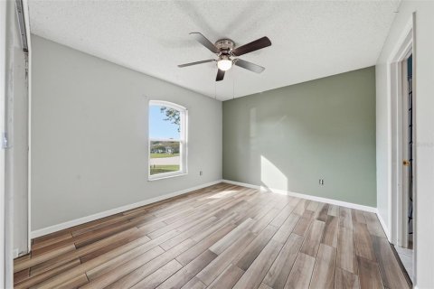 Villa ou maison à vendre à Groveland, Floride: 3 chambres, 166.3 m2 № 2322823 - photo 27