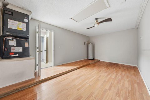 Villa ou maison à vendre à Groveland, Floride: 3 chambres, 166.3 m2 № 2322823 - photo 30