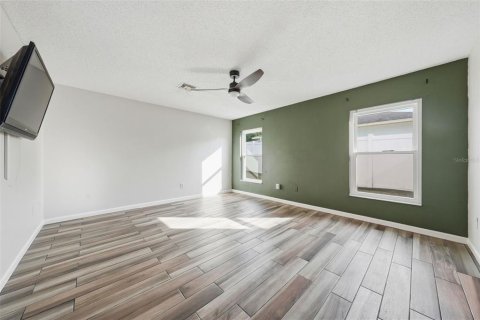 Villa ou maison à vendre à Groveland, Floride: 3 chambres, 166.3 m2 № 2322823 - photo 16