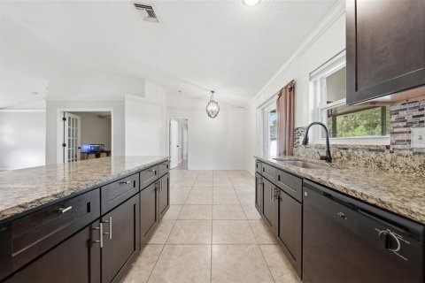 Villa ou maison à vendre à Groveland, Floride: 3 chambres, 166.3 m2 № 2322823 - photo 14