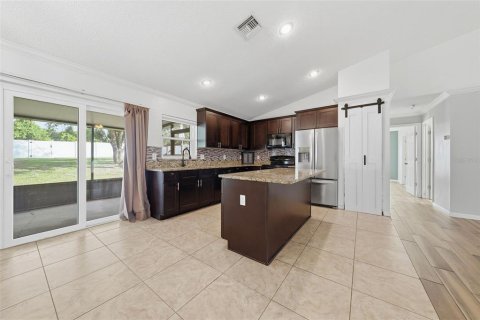 Villa ou maison à vendre à Groveland, Floride: 3 chambres, 166.3 m2 № 2322823 - photo 12