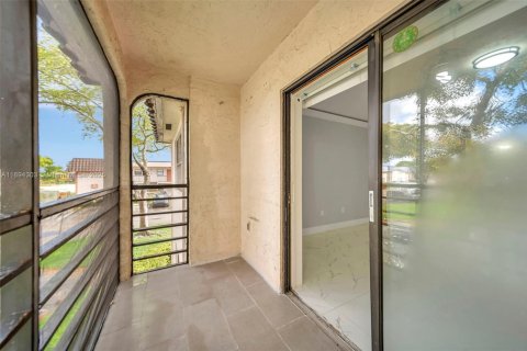 Copropriété à vendre à Miami, Floride: 2 chambres, 90.12 m2 № 1945970 - photo 22