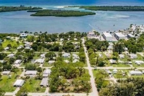 Terreno en venta en Englewood, Florida № 366494 - foto 2