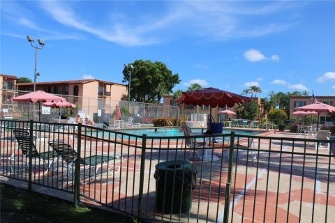 Condominio en venta en Miami Lakes, Florida, 2 dormitorios, 85.28 m2 № 1797720 - foto 30