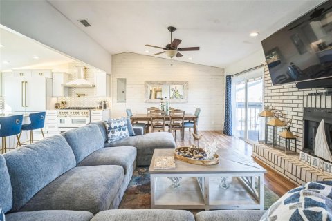 Casa en venta en Indian Rocks Beach, Florida, 5 dormitorios, 270.35 m2 № 1770995 - foto 12