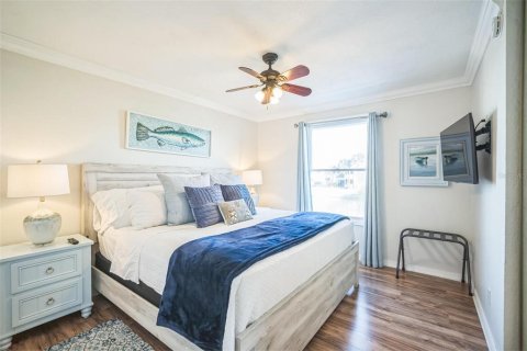 Casa en venta en Indian Rocks Beach, Florida, 5 dormitorios, 270.35 m2 № 1770995 - foto 15