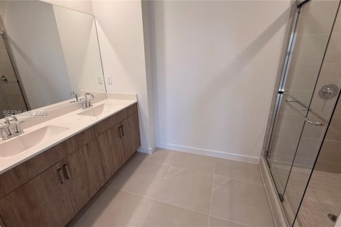 Casa en alquiler en Homestead, Florida, 5 dormitorios, 232.16 m2 № 2025897 - foto 16