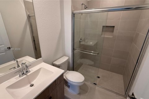 Casa en alquiler en Homestead, Florida, 5 dormitorios, 232.16 m2 № 2025897 - foto 11