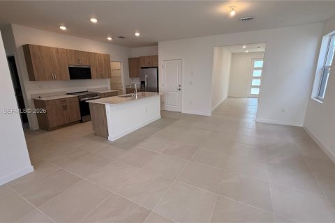 Casa en alquiler en Homestead, Florida, 5 dormitorios, 232.16 m2 № 2025897 - foto 9