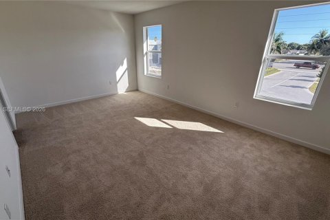 Casa en alquiler en Homestead, Florida, 5 dormitorios, 232.16 m2 № 2025897 - foto 15