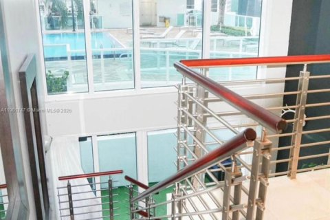 Appartement à louer à Miami, Floride: 1 chambre, 91.14 m2 № 1951815 - photo 7