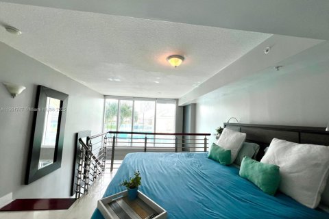 Appartement à louer à Miami, Floride: 1 chambre, 91.14 m2 № 1951815 - photo 10