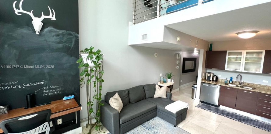 Appartement à Miami, Floride 1 chambre, 91.14 m2 № 1951815