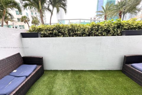 Appartement à louer à Miami, Floride: 1 chambre, 91.14 m2 № 1951815 - photo 6