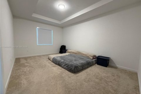 Снять в аренду виллу или дом в Пемброк-Пайнс, Флорида 3 спальни, № 2004949 - фото 22