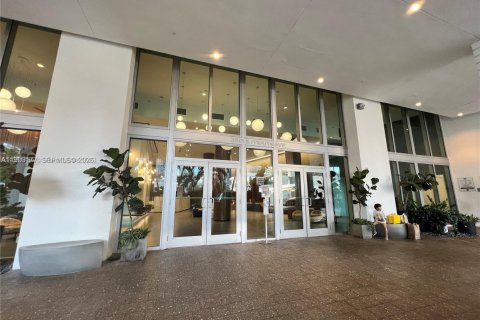 Купить кондоминиум в Майами, Флорида 1 спальня, 71.35м2, № 2009061 - фото 4