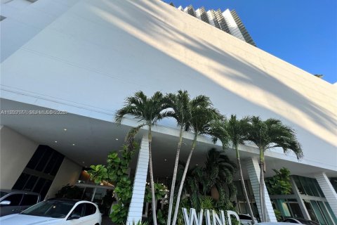 Кондоминиум с 1 спальней в Майами, Флорида № 2009061