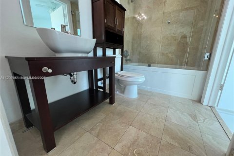 Купить кондоминиум в Майами, Флорида 1 спальня, 71.35м2, № 2009061 - фото 17