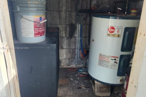 Снять в аренду виллу или дом в Майами, Флорида 2 спальни, 62.71м2, № 1991241 - фото 20