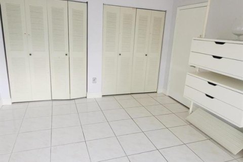 Appartement à louer à West Palm Beach, Floride: 3 chambres, 123.75 m2 № 2422179 - photo 17