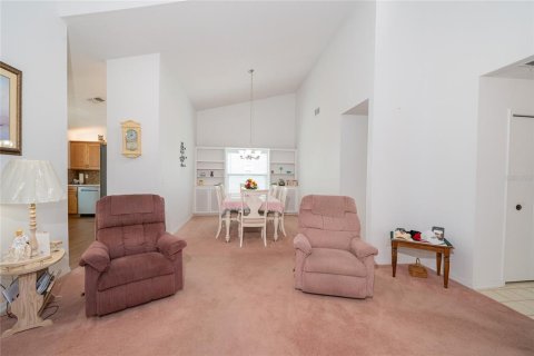 Casa en venta en Dade City, Florida, 2 dormitorios, 166.3 m2 № 1759924 - foto 11