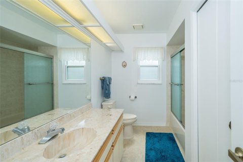 Casa en venta en Dade City, Florida, 2 dormitorios, 166.3 m2 № 1759924 - foto 28