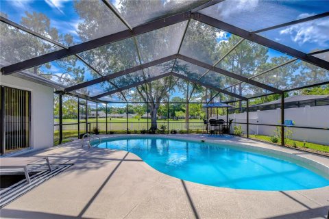 House in Tampa, Florida 4 bedrooms, 209.59 sq.m. № 2198936 - photo 3