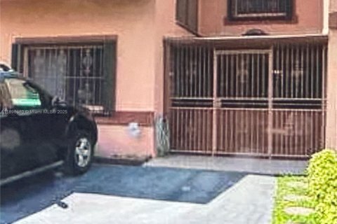 Снять в аренду виллу или дом в Хайалиа, Флорида 4 спальни, 195.09м2, № 1950532 - фото 20