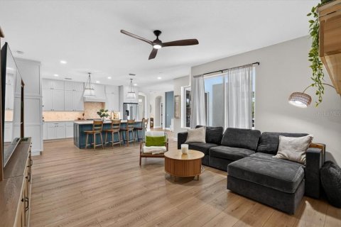 Casa en venta en Lakewood Ranch, Florida, 4 dormitorios, 217.39 m2 № 2401015 - foto 17