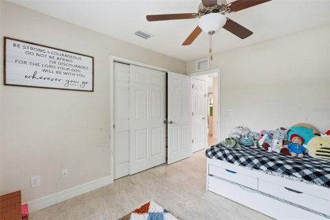 House in North Port, Florida 3 bedrooms, 133.5 sq.m. № 2210199 - photo 23